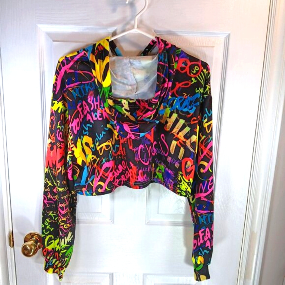 NWOT Shein Women's Graffiti Cropped Hoodie Size S Multi-Color Crop Top - Picture 12 of 13